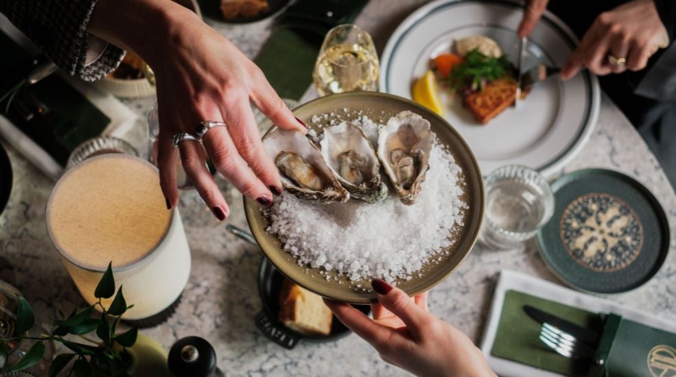 Efterårsinspireret middag, hotel og morgenmad