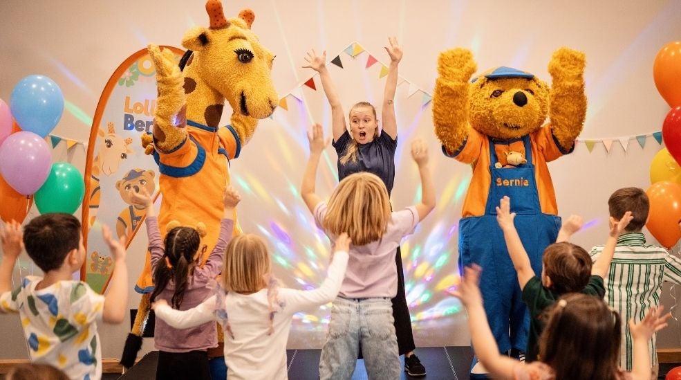 Hotel, middag og Lollo & Bernie